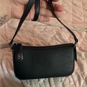 Coach Penn shoulder bag